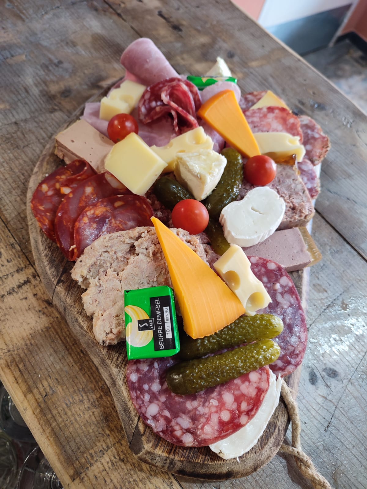Planches apéritives garnies